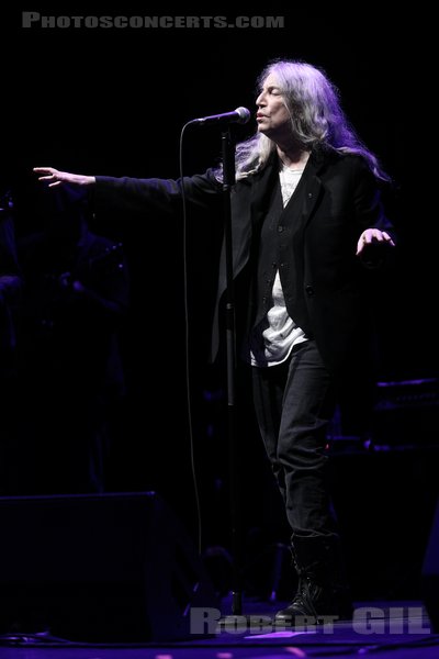 PATTI SMITH - 2021-10-08 - PARIS - Grand Rex - 